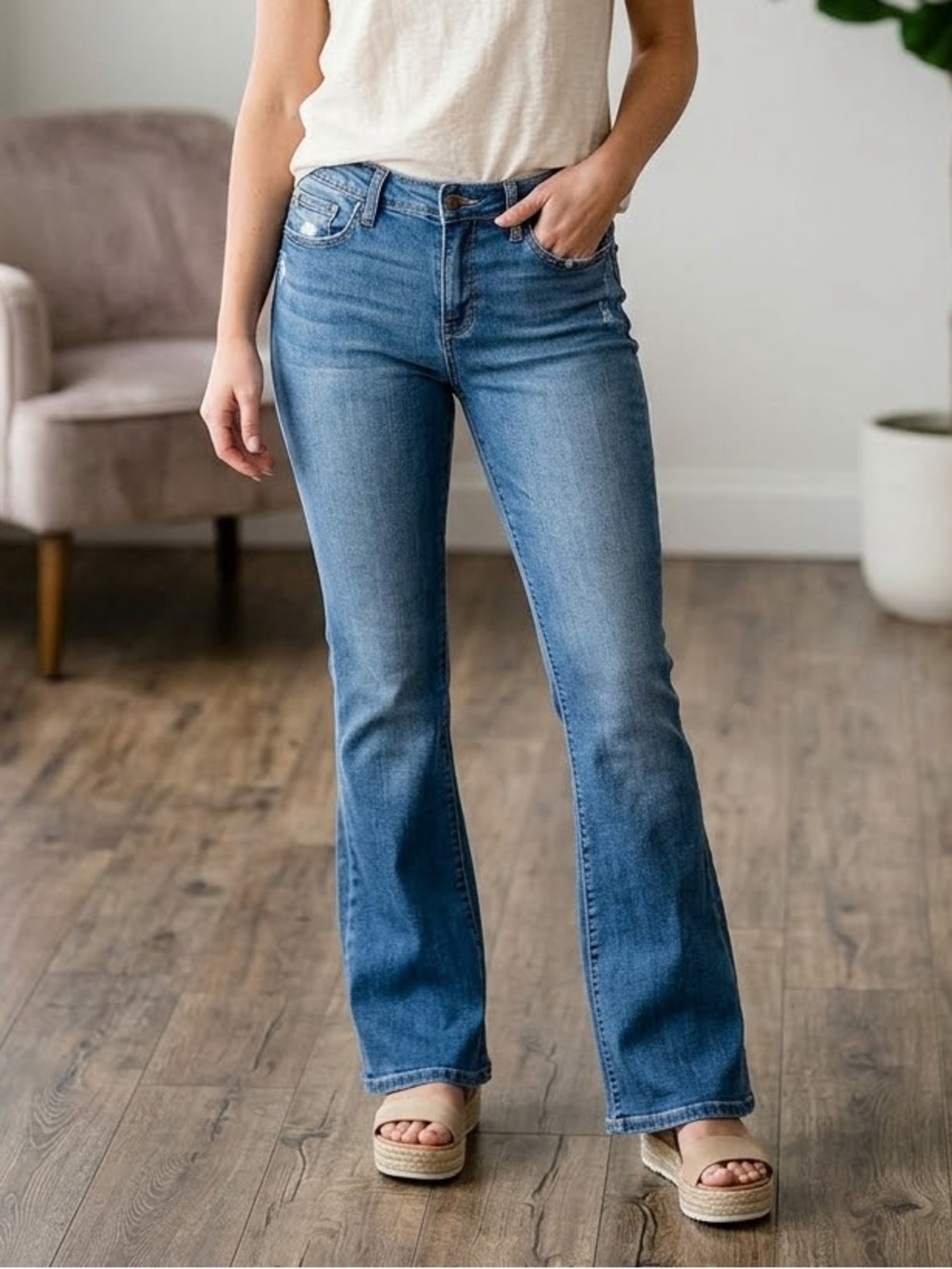 Kut From The Kloth Natalie Women’s Dark Wash Bootcut Jeans Size 6